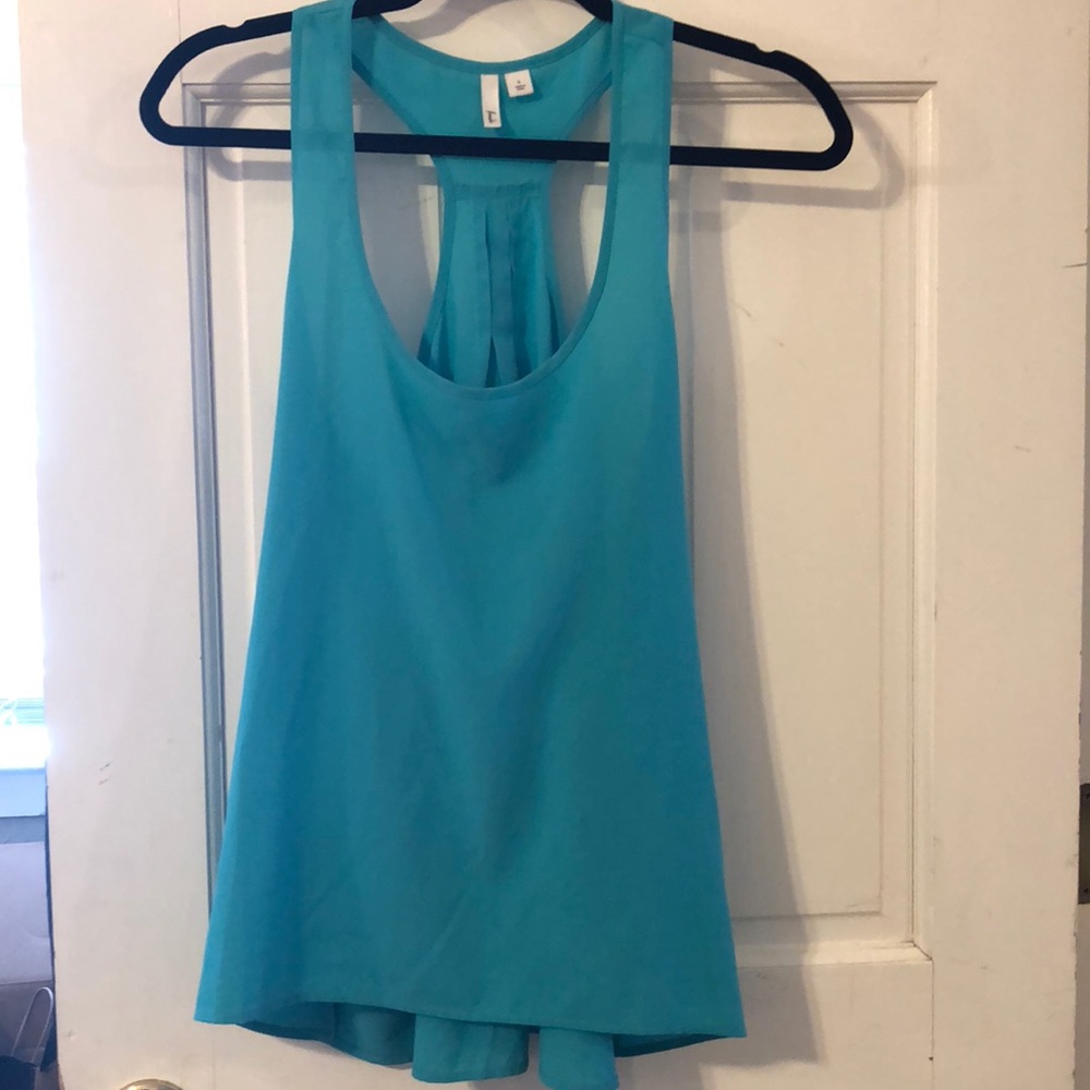 Boutique Teal tank, Perfect for summer!